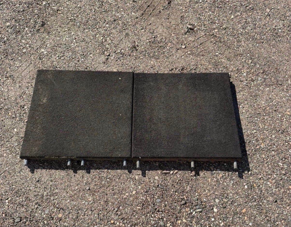 Rubberen tegels ca 50x50x4,5 speeltoestel stal ed ruim 20m2, Ophalen, Gebruikt, Rubber, 10 m² of meer