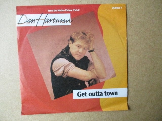 s2398 dan hartman - get outta town, Cd's en Dvd's, Ophalen, Gebruikt, 7 inch, Overige genres