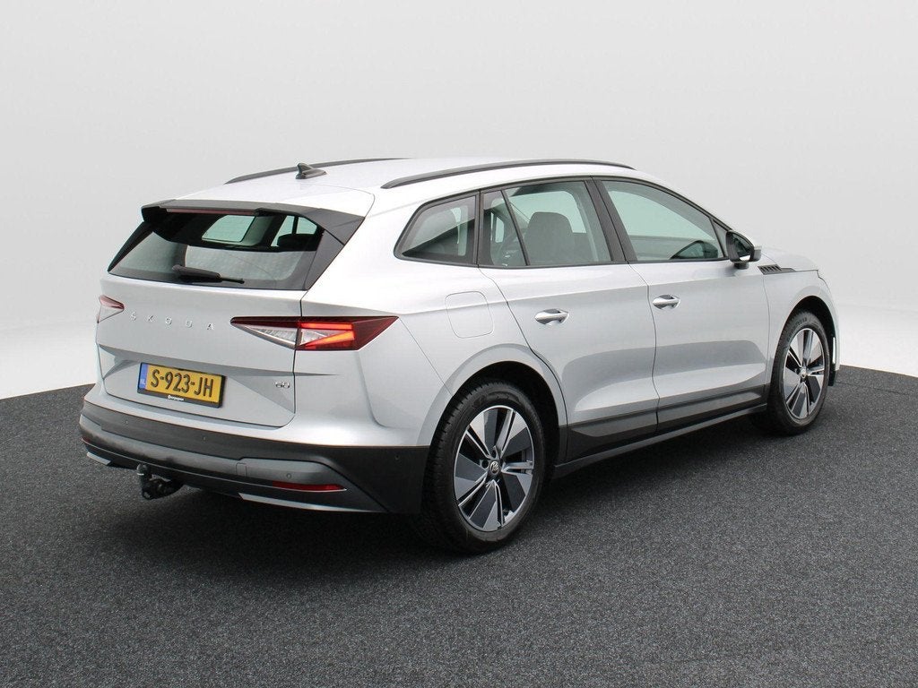 Skoda Enyaq iV 60 180 Pk | Stoelverwarming | Trekhaak | Navi, Auto's, Skoda, Automaat, Achterwielaandrijving, Gebruikt, Leder en Stof
