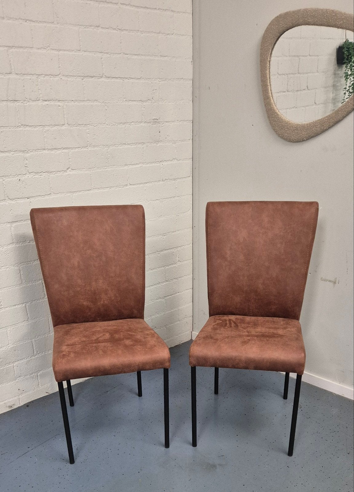 NIEUWE EETKAMERSTOELEN SET VAN 2 || DIRECT LEVERBAAR, Ophalen, Twee, Bruin, .
