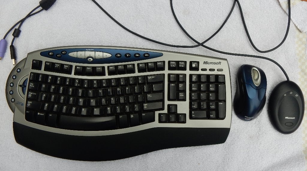 Handige Microsoft set - draadloze Intellimuis en toetsenbord, Computers en Software, Toetsenbord en muis-set, Ophalen of Verzenden