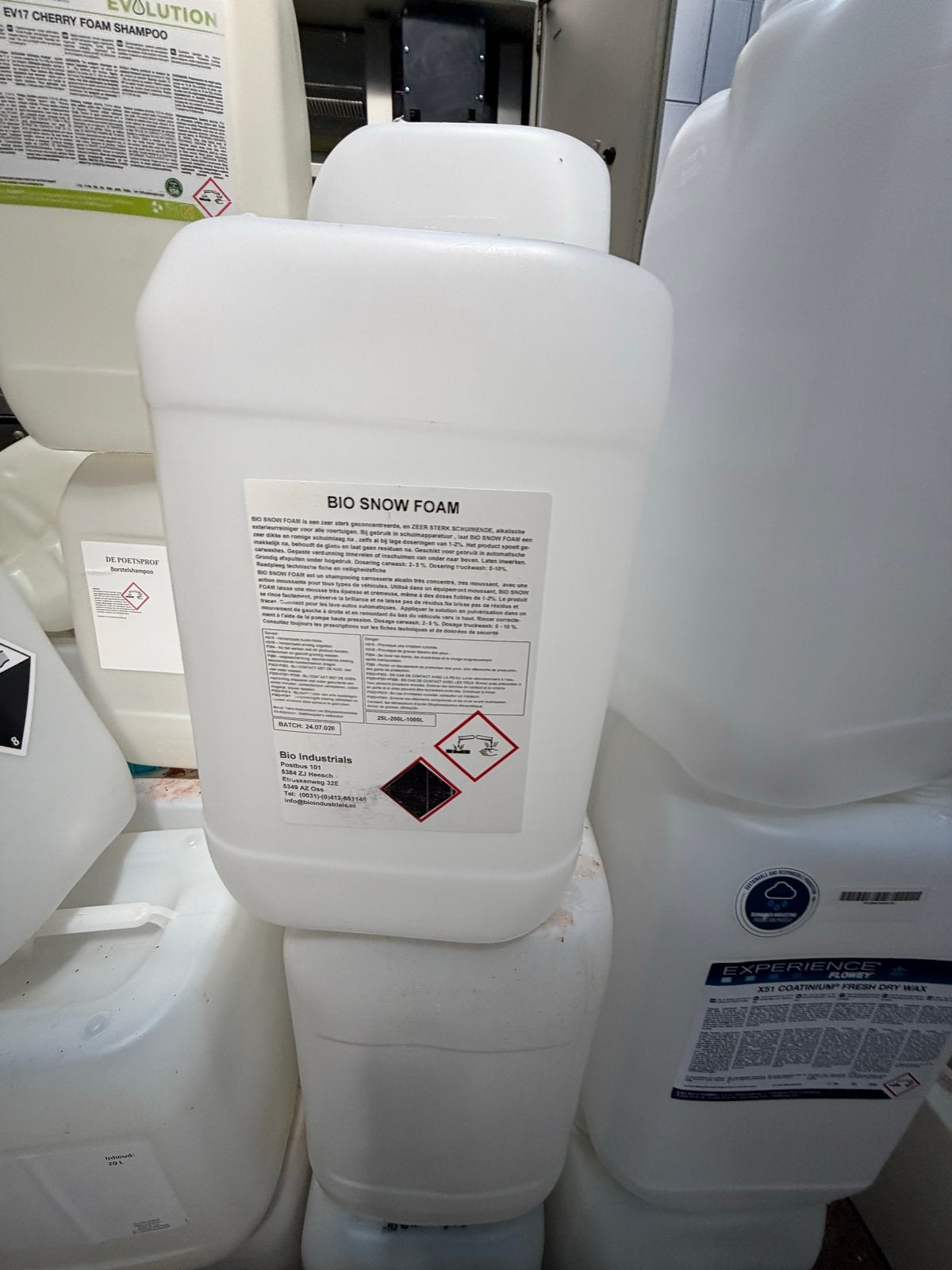 Diverse Jerrycans 20 en 25 liter  ( Benzine / Water etc), Ophalen