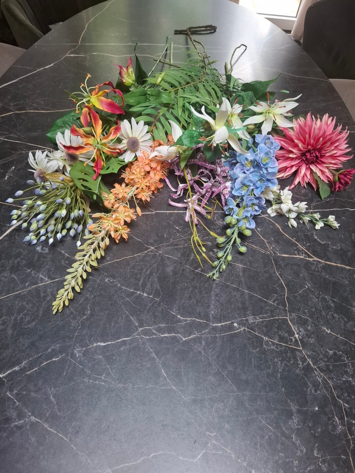 12 hoogwaardige Tropische Kunstbloemen 75-100 cm en buigbaar, Inclusief kunstbloemen, Binnen, Kunstbloem, Nieuw