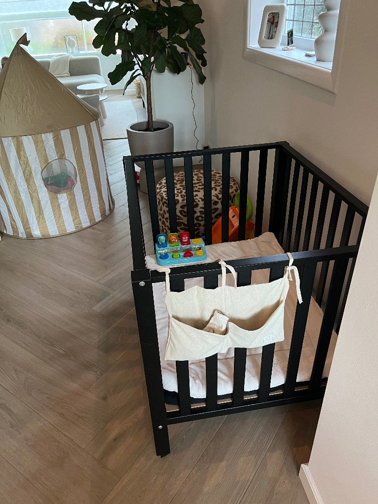 Box baby, Kinderen en Baby's, Ophalen of Verzenden, Gebruikt, Rechthoekig, Wieltjes