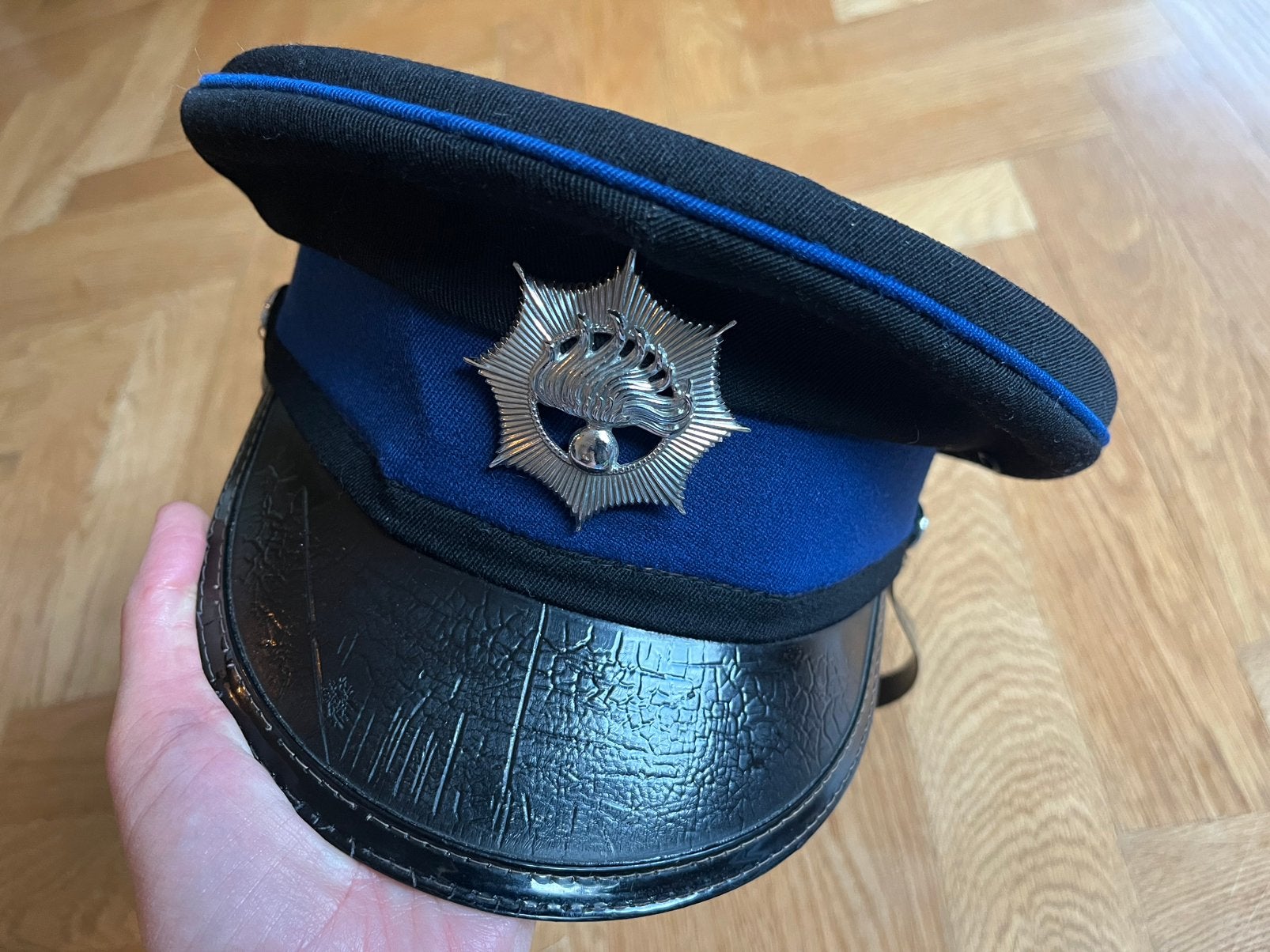 Echte politiepet jaren 80/90 verzamelobject, verkleedkleding, Kleding | Heren, Ophalen of Verzenden, Gedragen, Pet