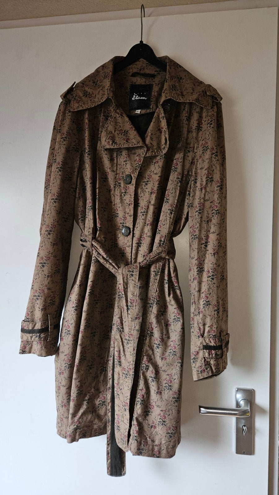 Superleuke trenchcoat!, Miss Etam, Ophalen of Verzenden, Zo goed als nieuw, Beige