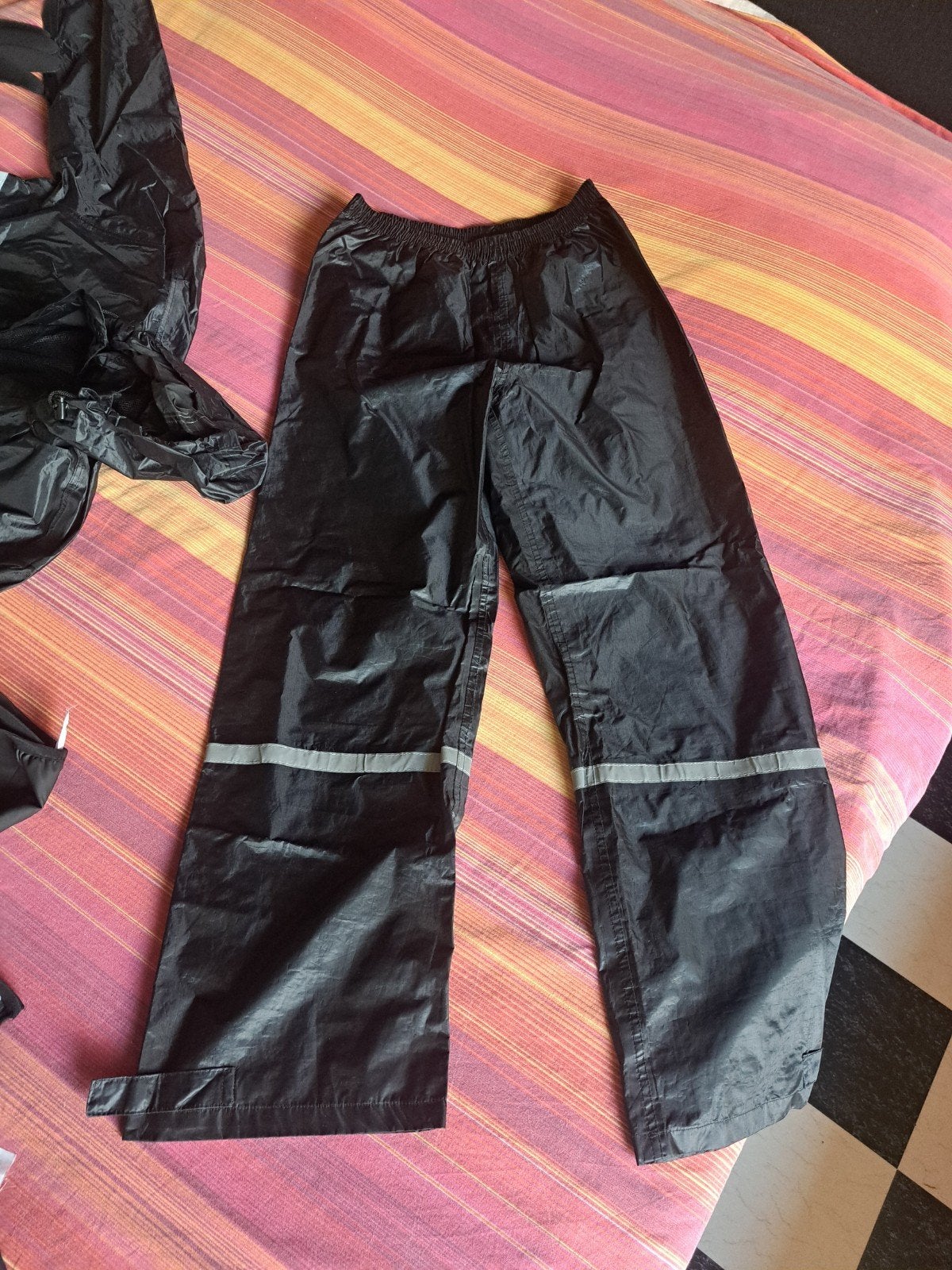 Hema Regenpak met handschoenen en overschoenen, Ophalen