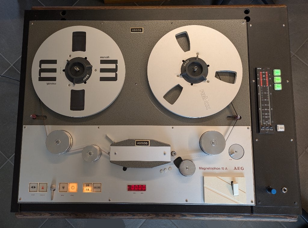 AEG-Telefunken M15A studio recorder, Ophalen, Bandrecorder