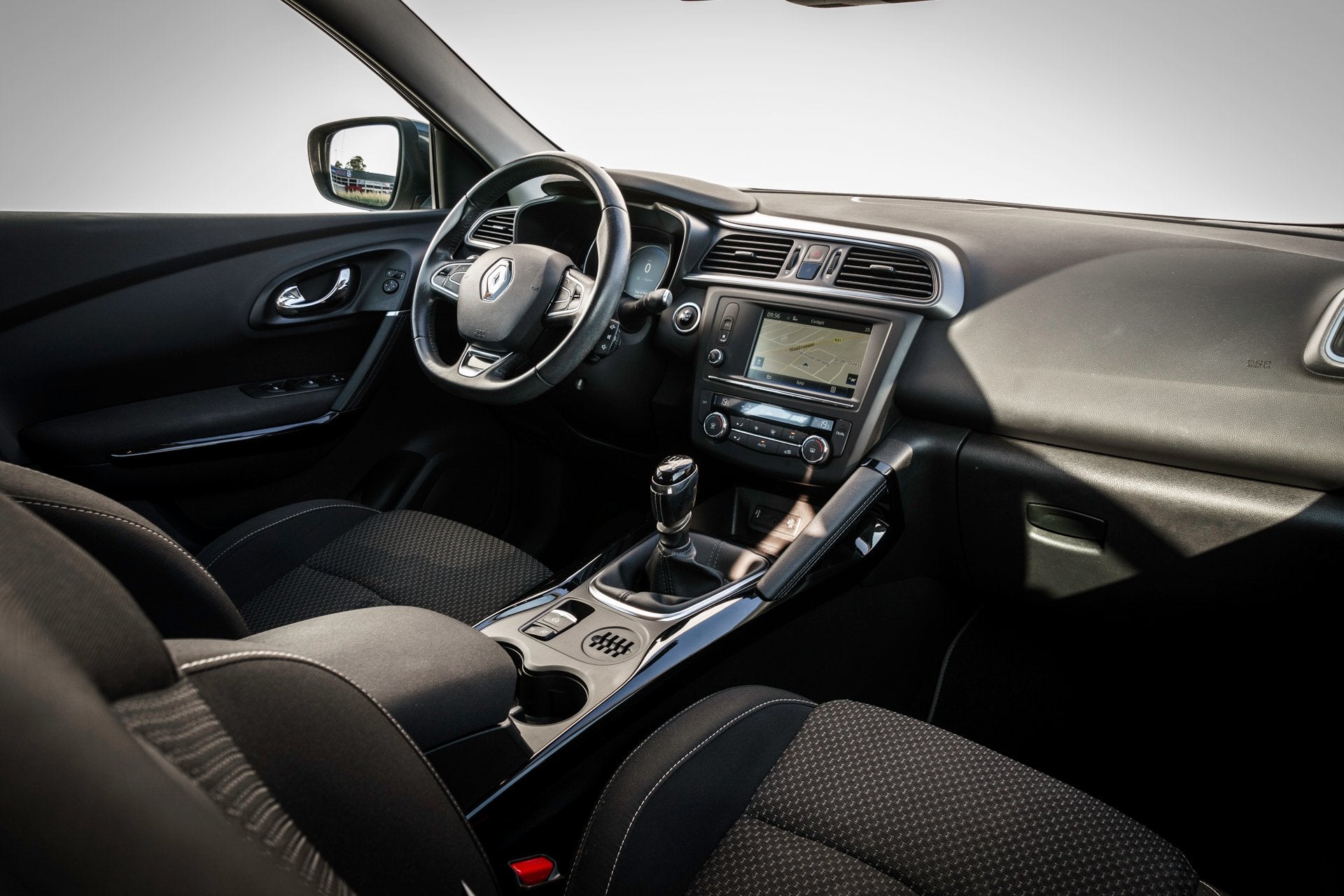 Renault Kadjar 1.5 111 PK dCi Zen | Pdc | Clima | Cruise | N, Stof, Gebruikt, Met garantie (alle), Bedrijf
