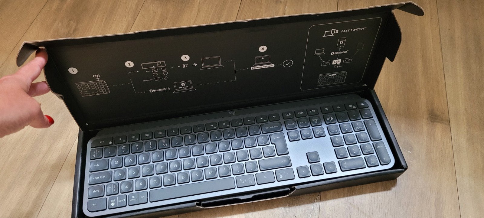 Logitech MX Keys draadloos toetsenbord - Nieuw in verpakking, Computers en Software, Toetsenborden, Nieuw, Qwerty, Draadloos, Multimediatoetsen