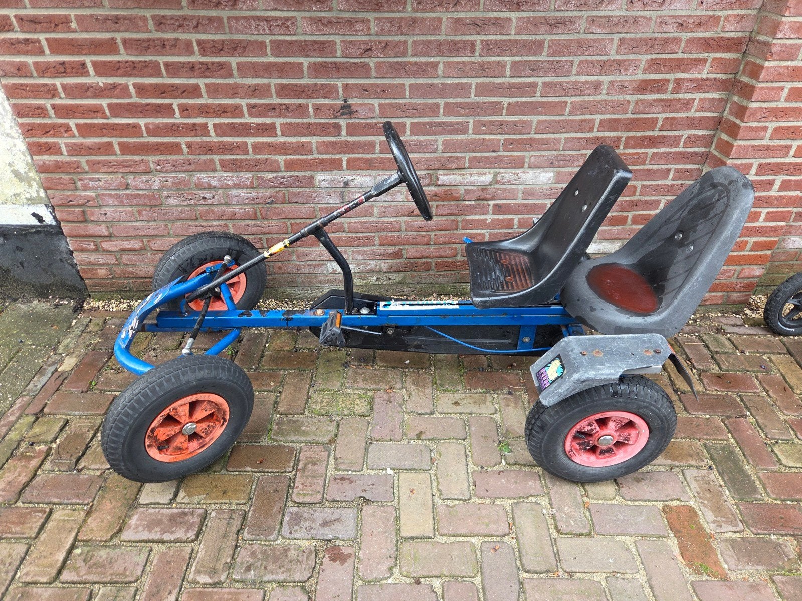 Blauwe skelter met twee zitjes - Gebruikt, Ophalen, Gebruikt, Trapvoertuig