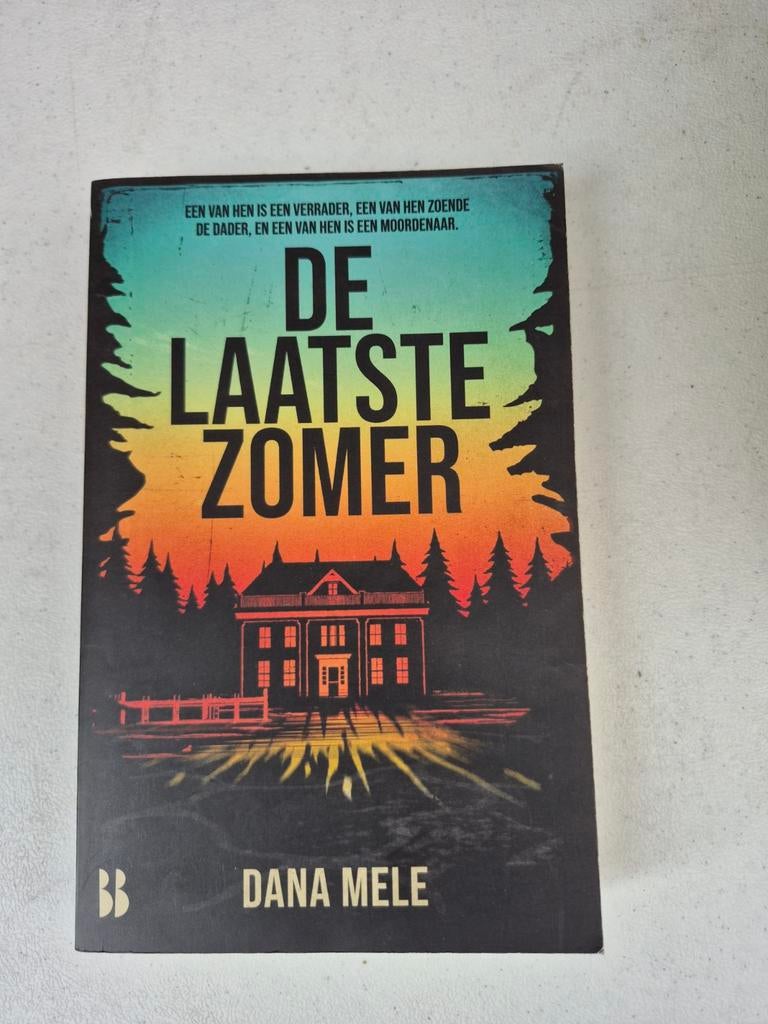 Dana Mele - De laatste zomer, Ophalen of Verzenden, Zo goed als nieuw, Dana Mele