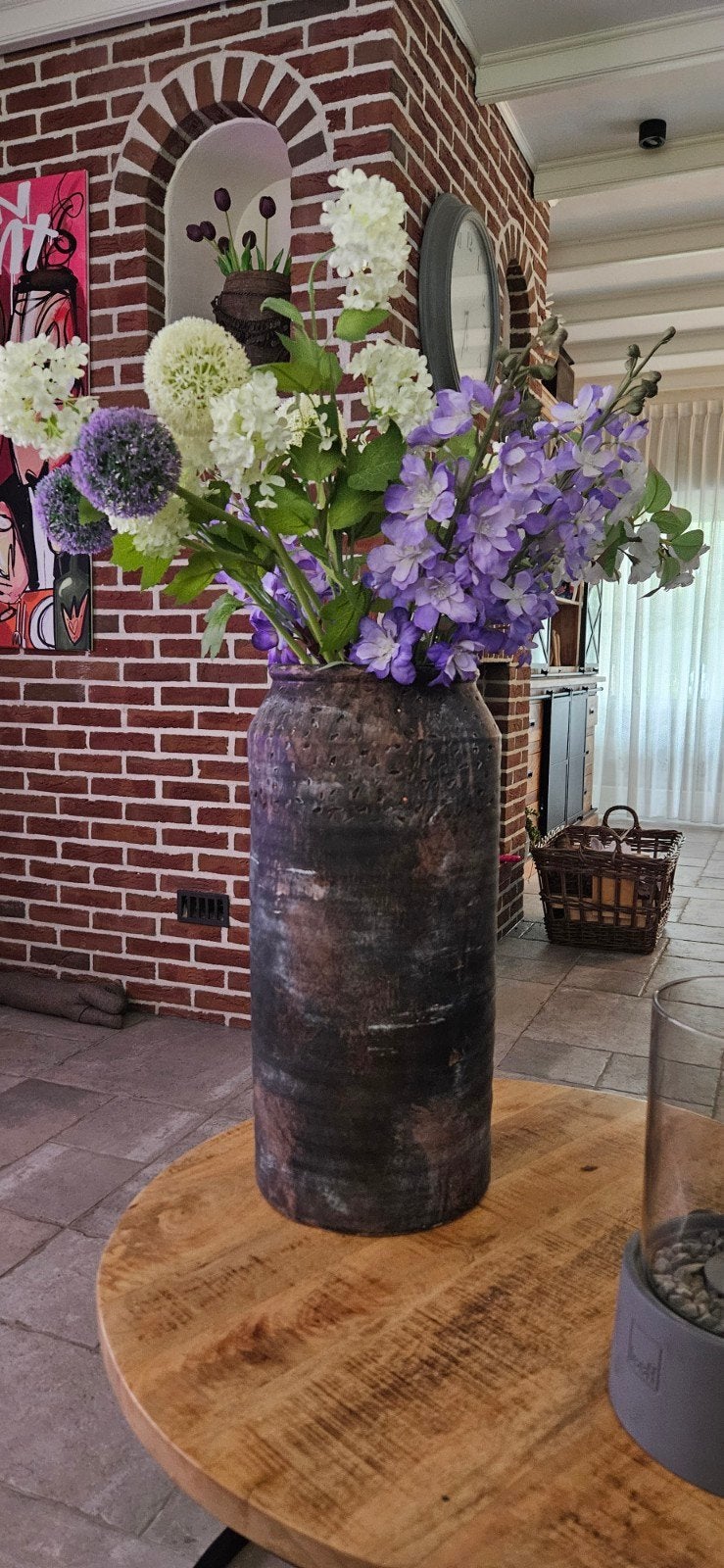 Grote stenen pot met kunstbloemen, Ophalen, Gebruikt, Meerkleurig, Inclusief decoratie