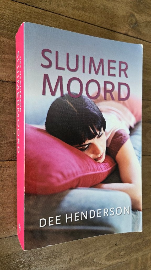 Sluimermoord - Dee Henderson (christelijke roman), Boeken, Ophalen of Verzenden, Zo goed als nieuw