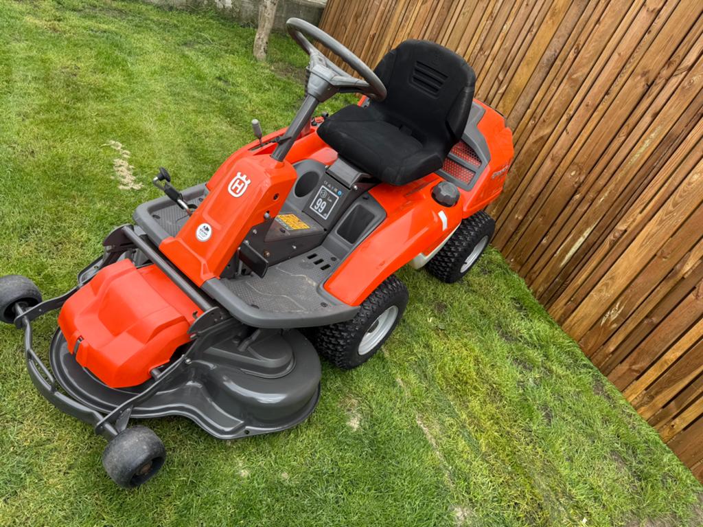 Husqvarna rider R214C zitmaaier Frontmaaier, Ophalen of Verzenden, Gebruikt, Mulchfunctie, 90 tot 120 cm