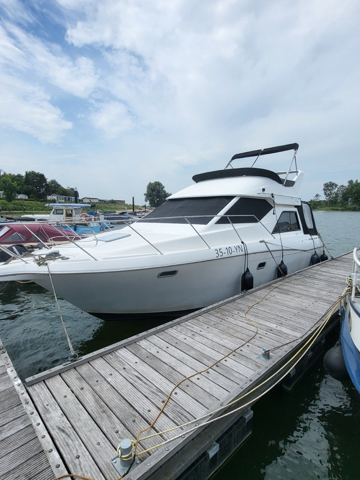 Bayliner 3258 Flybridge 2001- 2x Mercruiser 5.7 V8 inr.mog.