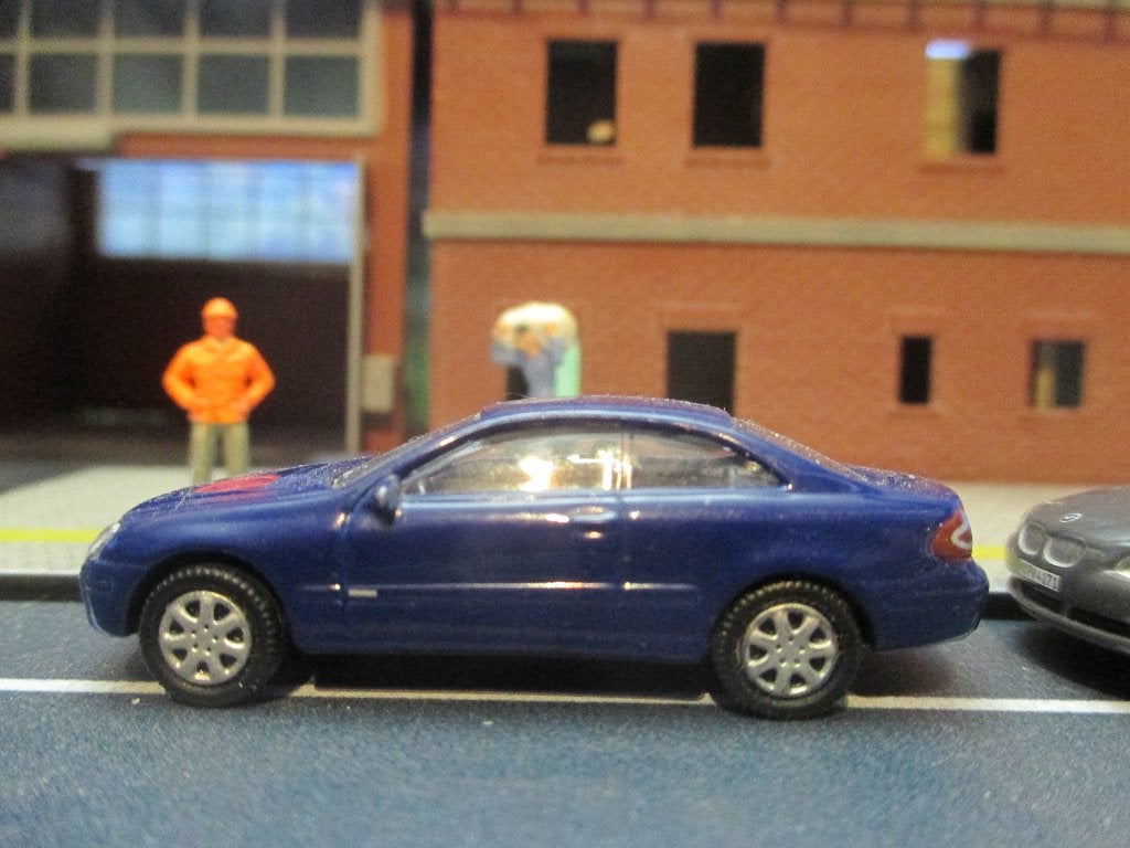 Mercedes Benz CLK C209 CLK-Klasse Coupé - Schuco blauw, Ophalen of Verzenden, Zo goed als nieuw, Auto, Schuco