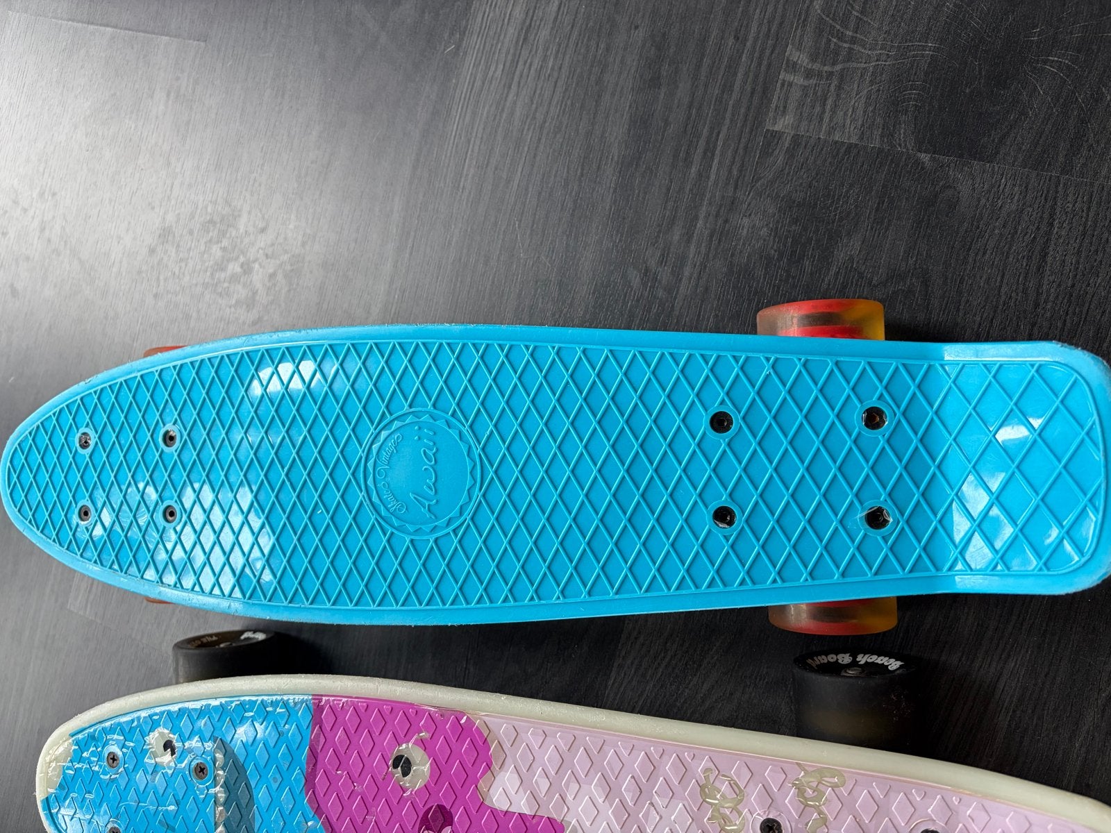 Alwaii Skateboard - Blauw met Oranje Wielen, Ophalen of Verzenden, Gebruikt, Skateboard