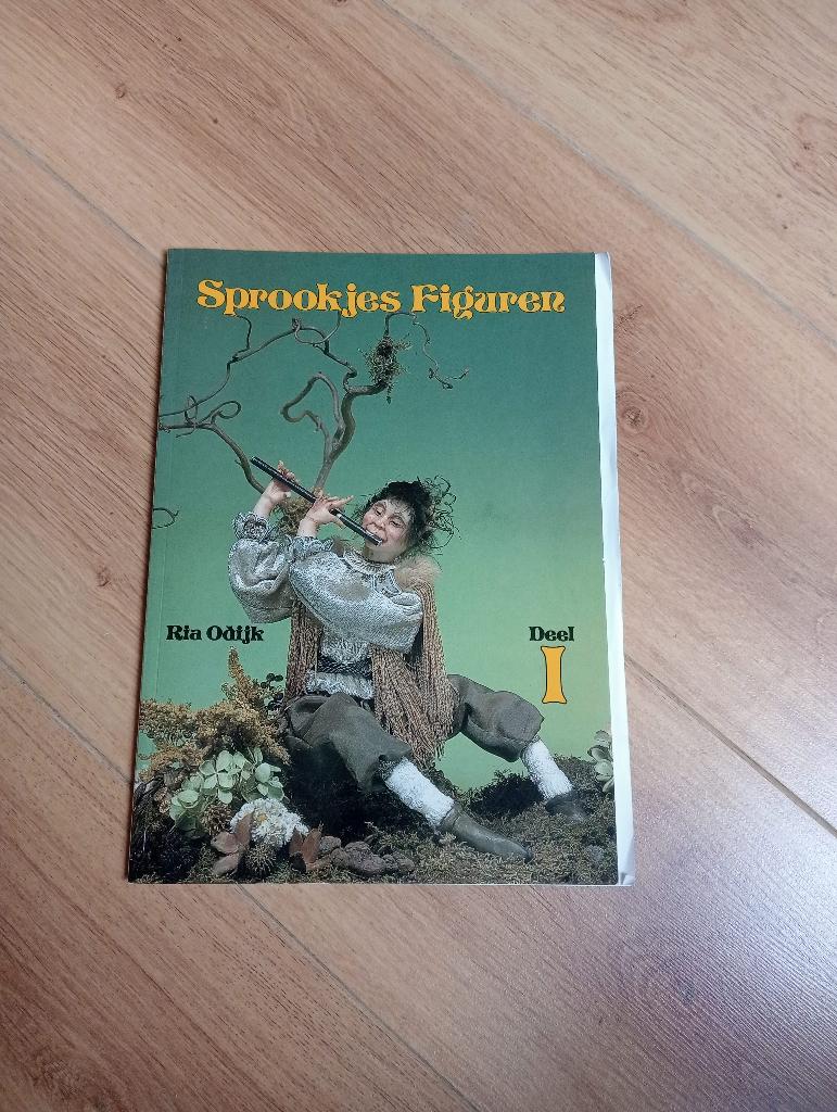 Hobby boek, sprookjesfiguren1, Ophalen of Verzenden, Zo goed als nieuw, Overige onderwerpen