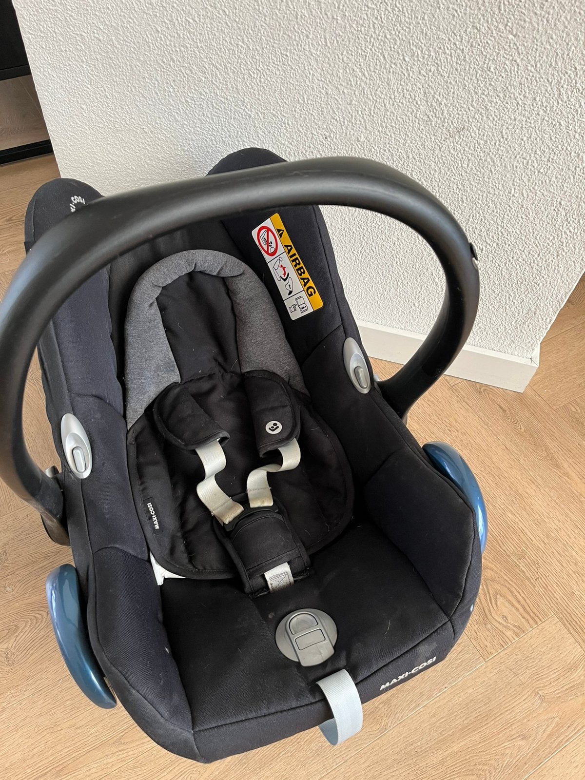 Maxicosi cabrio, Kinderen en Baby's, Autogordel of Isofix, Gebruikt, Ophalen of Verzenden, 0 t/m 13 kg