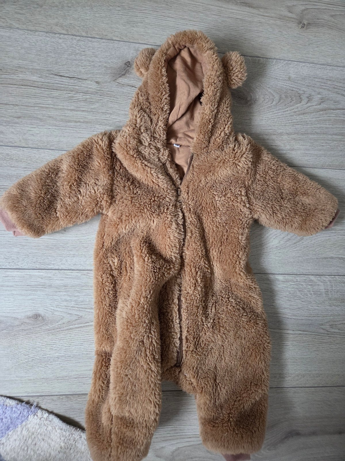 Schattig berenpakje maat 68, Kinderen en Baby's, Ophalen of Verzenden, Zo goed als nieuw, Jongetje of Meisje, Pakje