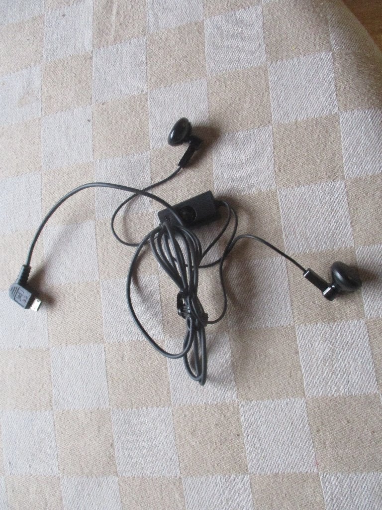 oordopjes merk LG nooit gebruikt, Ophalen of Verzenden, Nieuw