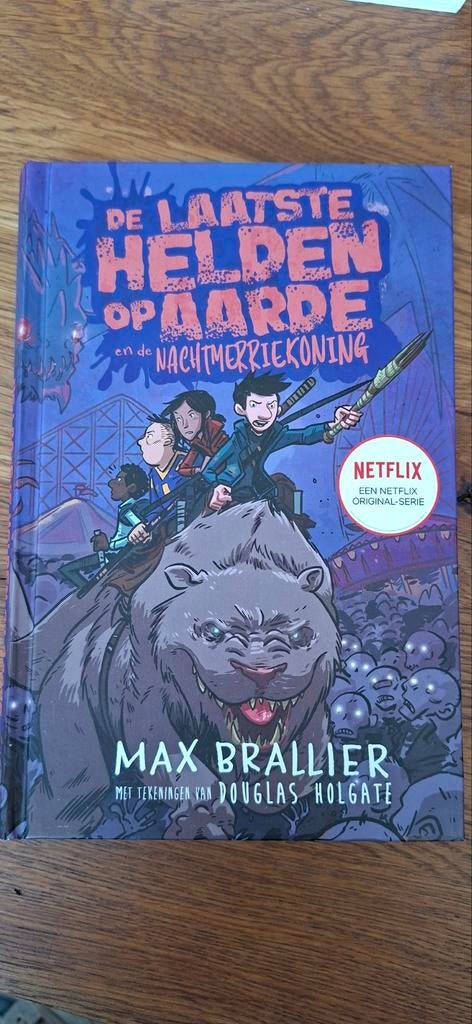 De Laatste Helden op Aarde deel 4: Nachtmerriekoning, Ophalen of Verzenden, Gelezen, Max Brallier, Fictie algemeen