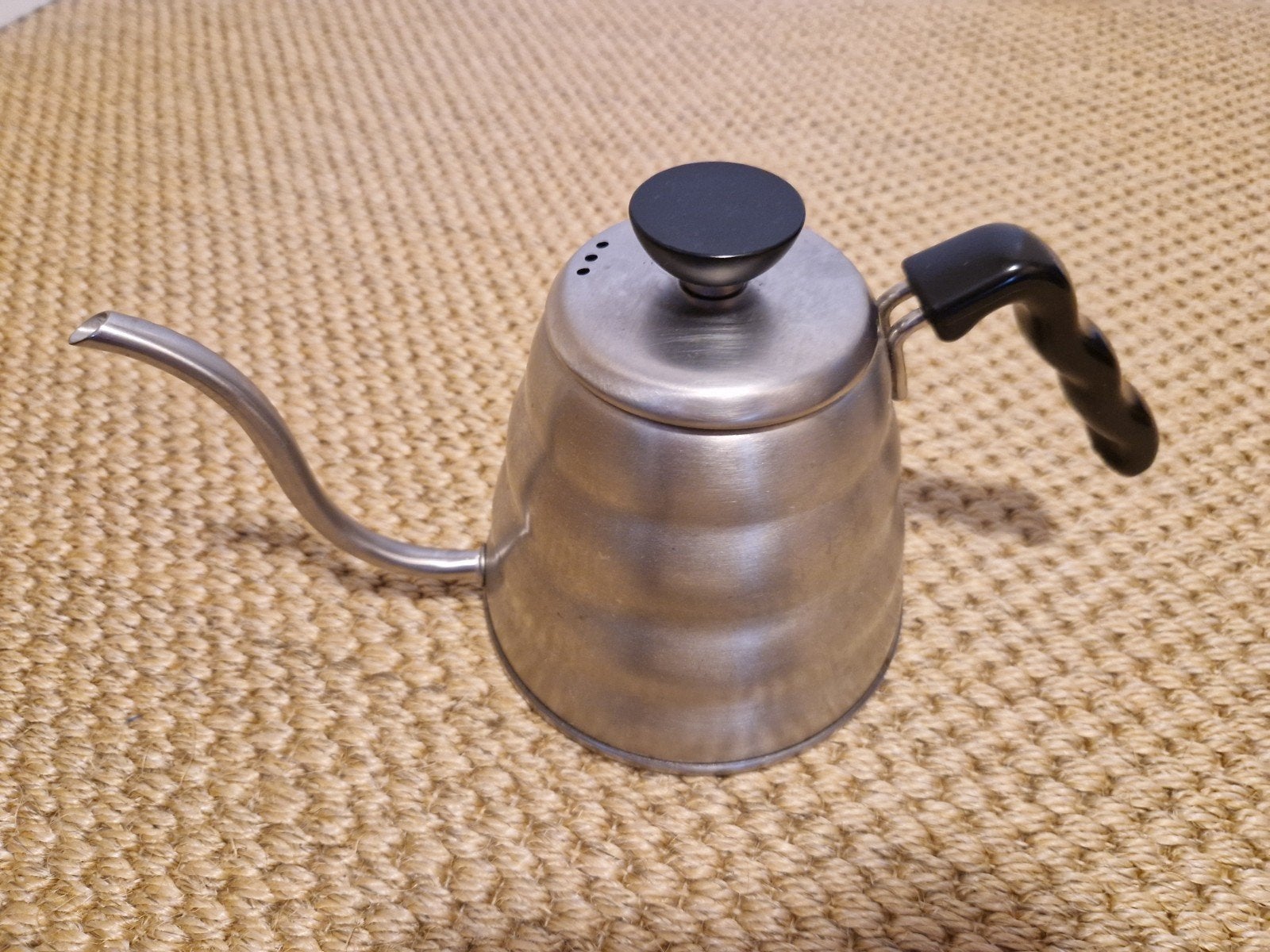 Hario Buono Kettle 1,2L - Perfect voor Pour Over Koffie, 10 kopjes of meer, Ophalen of Verzenden, Zo goed als nieuw, Koffiemachine