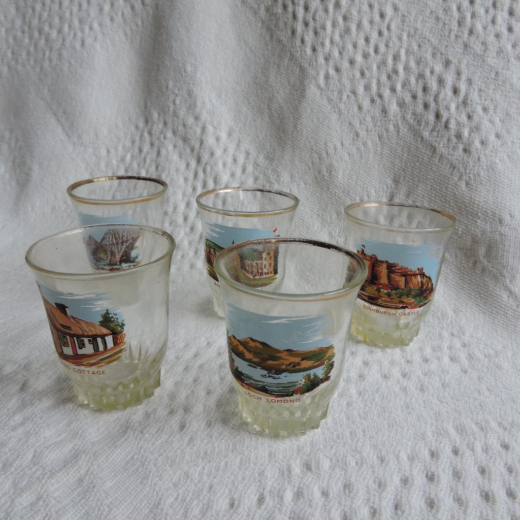 Vijf vintage shotglaasjes Schotland, Ophalen of Verzenden, Zo goed als nieuw, Borrel- of Shotglas