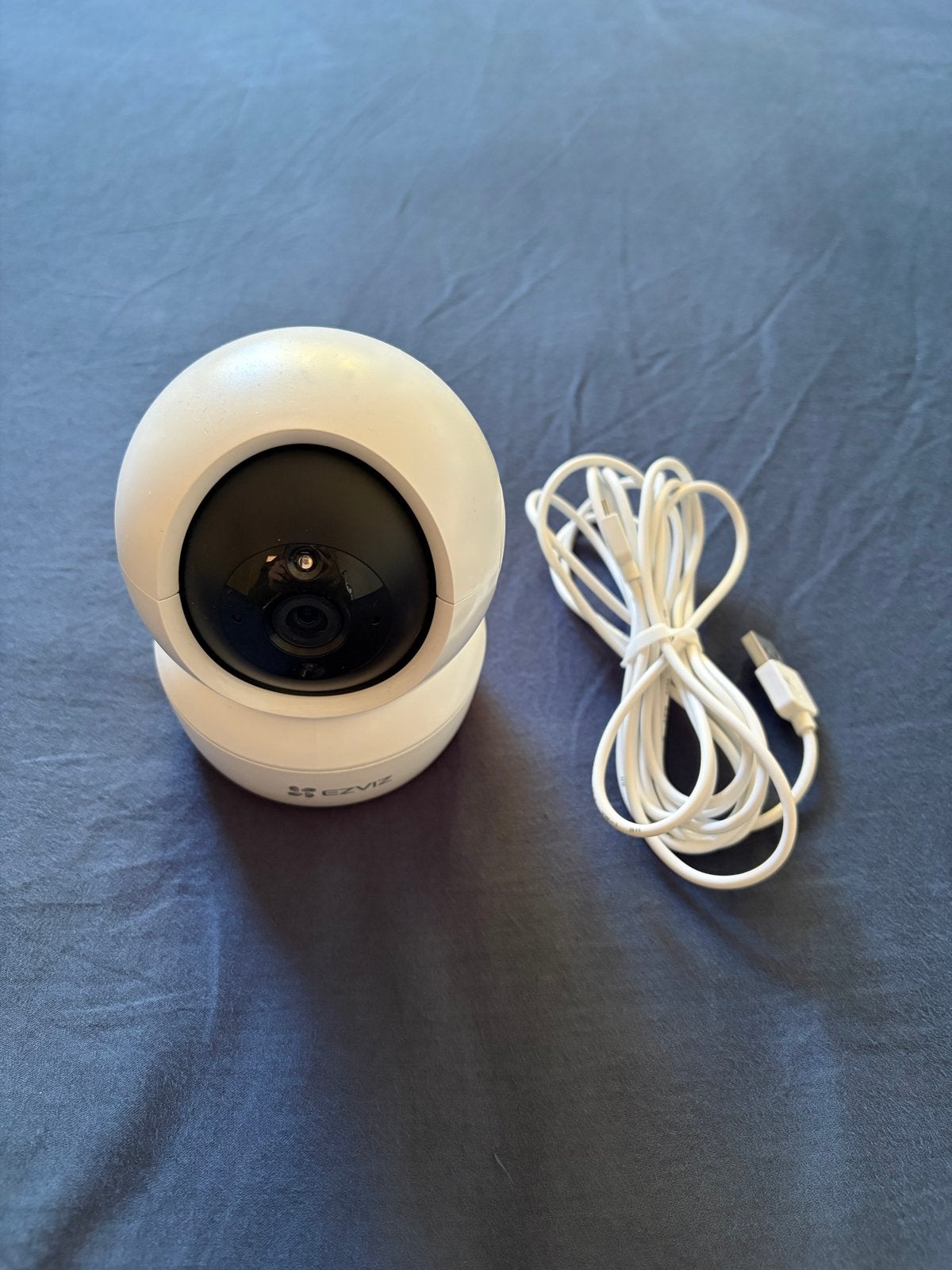 EZVIZ H6c Smart Home Camera - Nieuw in doos, Audio, Tv en Foto, Ophalen of Verzenden, Nieuw, Binnencamera