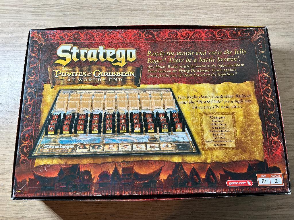 Stratego Pirates of the Caribbean Bordspel, Ophalen of Verzenden, Zo goed als nieuw