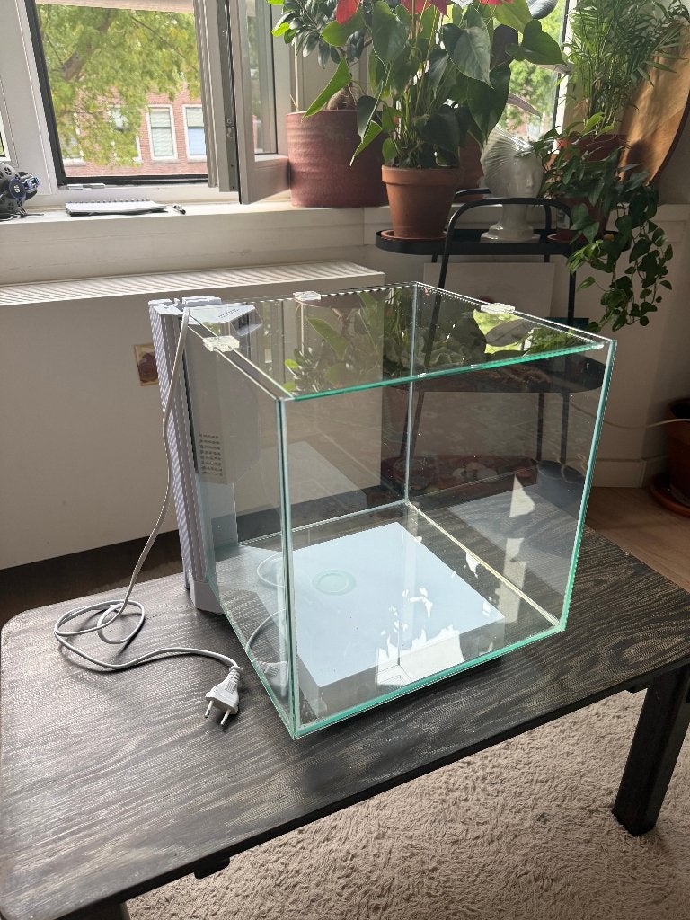 Aquarium SuperFish Qubiq 30 with accessories, Dieren en Toebehoren, Ophalen, Gebruikt, Leeg aquarium, Superfish