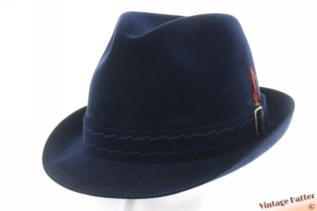 Vintage Gleufhoed Mayser Superbe donker blauw vilt 57,5, Kleding | Heren, Hoeden en Petten, Mayser - Superbe, Hoed, Ophalen of Verzenden