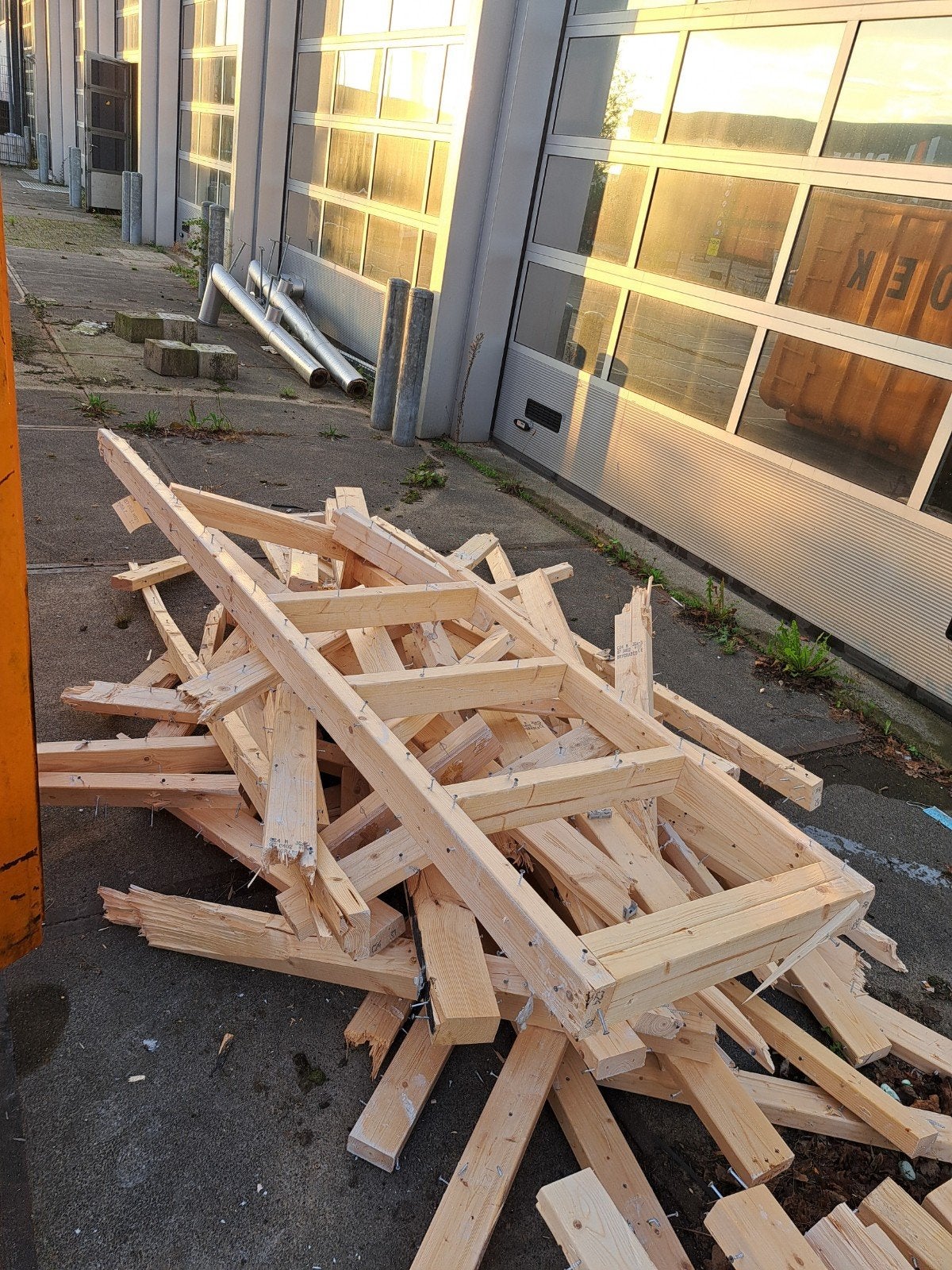 kachelhout komt nog meer ophalen, Ophalen of Verzenden