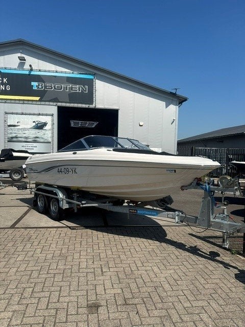 Chaparral 180ssi  bj.2004, Watersport en Boten, Ophalen, Binnenboordmotor, 120 tot 200 pk, Zo goed als nieuw