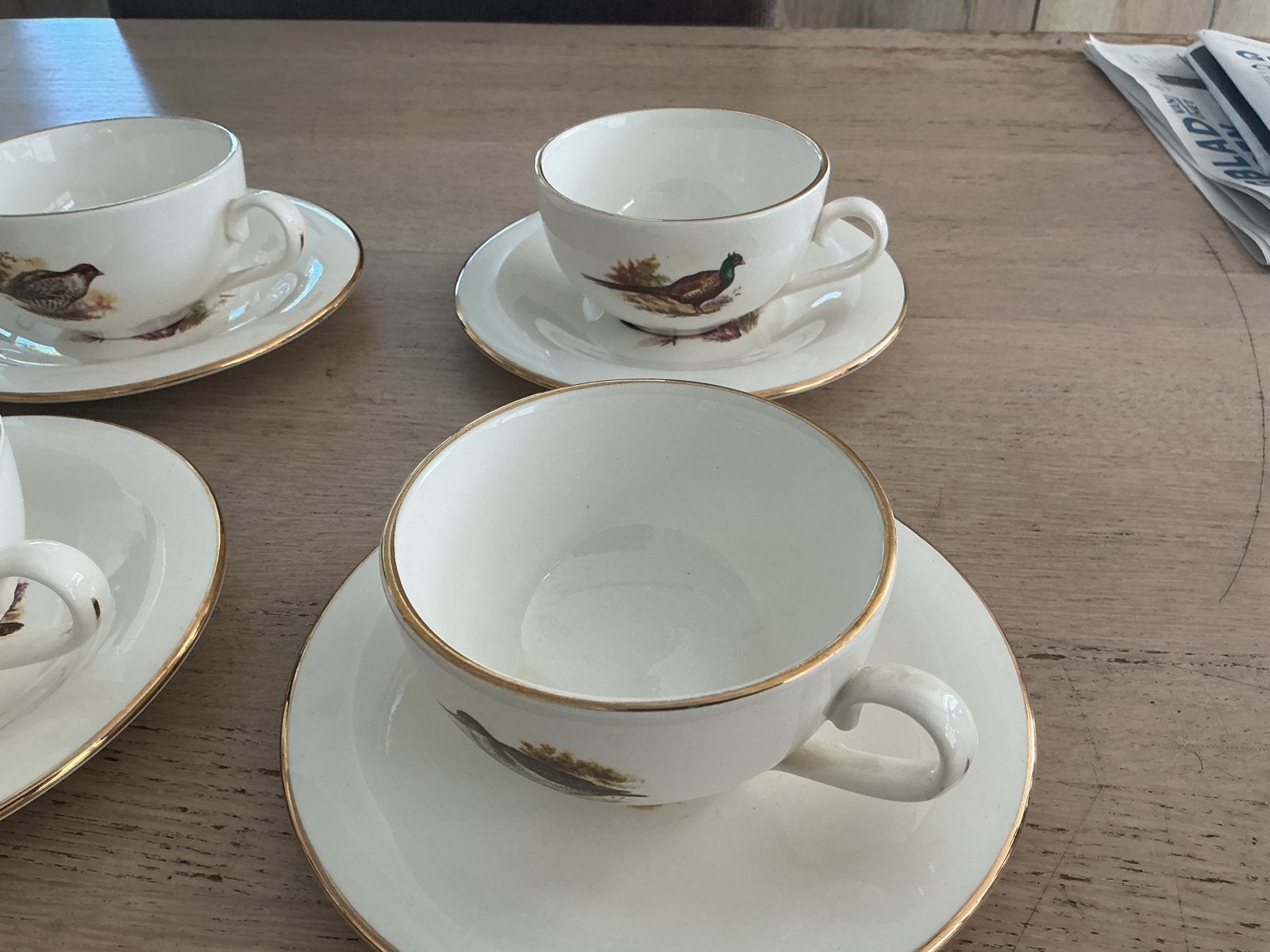 6 cappucinno kop en schotels.Jacht.Fazant, Patrijs.Vogels, Gebruikt, Ophalen of Verzenden, Overige stijlen, Kop(pen) en/of Schotel(s)