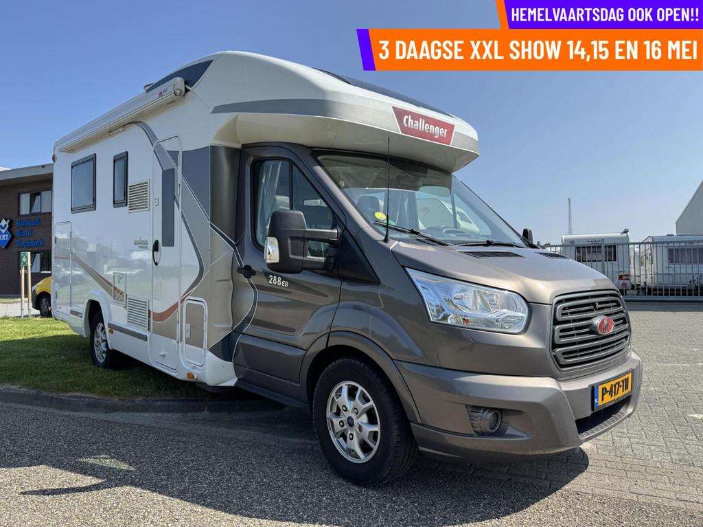 Challenger 288EB GENESIS SPEC (FORD), QUEENSBED, 52058 KM!, Bedrijf, Challenger, Half-integraal, Airbags