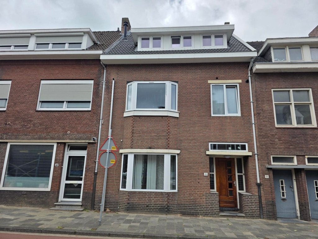 NIEUW! Woonruimte te huur Kruisstraat