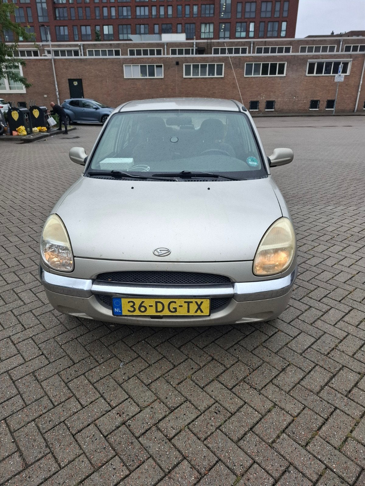 Daihatsu Sirion 1.0 AUT 1999 Grijs, Auto's, 750 kg, 820 kg, 3 cilinders, Zilver of Grijs