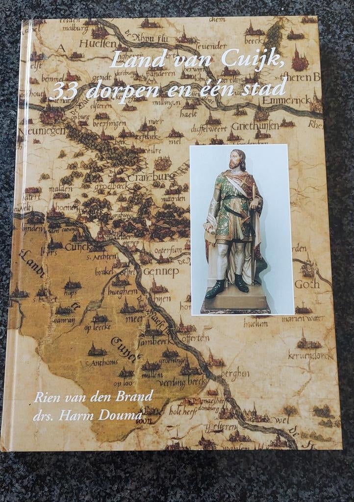 Land van Cuijk 33 dorpen en een stad, prachtig boekwerk, Ophalen of Verzenden, Zo goed als nieuw
