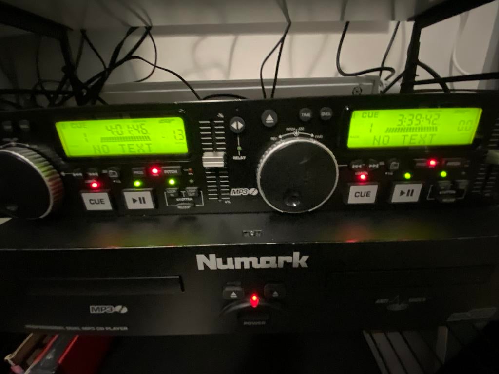 Ophalen verlaagde prijs Numark MP302 dubbel cd speler, Muziek en Instrumenten, Ophalen, Zo goed als nieuw, Numark