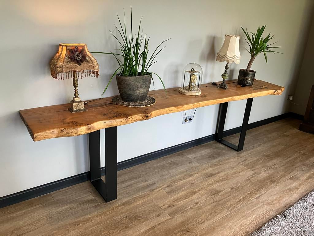 Unieke eikenhouten sidetable met metalen onderstel, Ophalen, Eikenhout, 200 cm of meer, Zo goed als nieuw