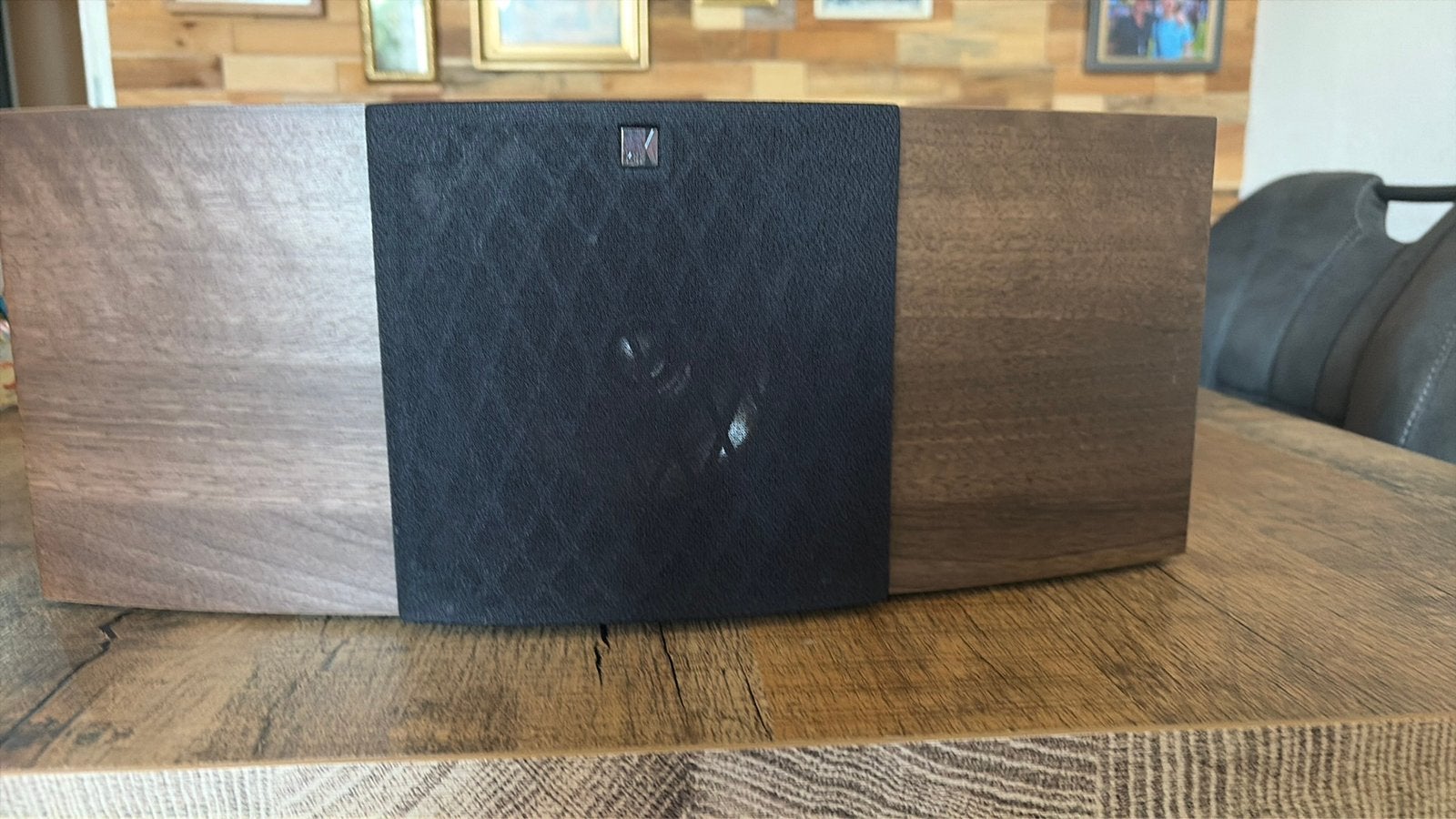 KEF iQ2C middenspeaker, Ophalen, Zo goed als nieuw, Center speaker, Minder dan 60 watt