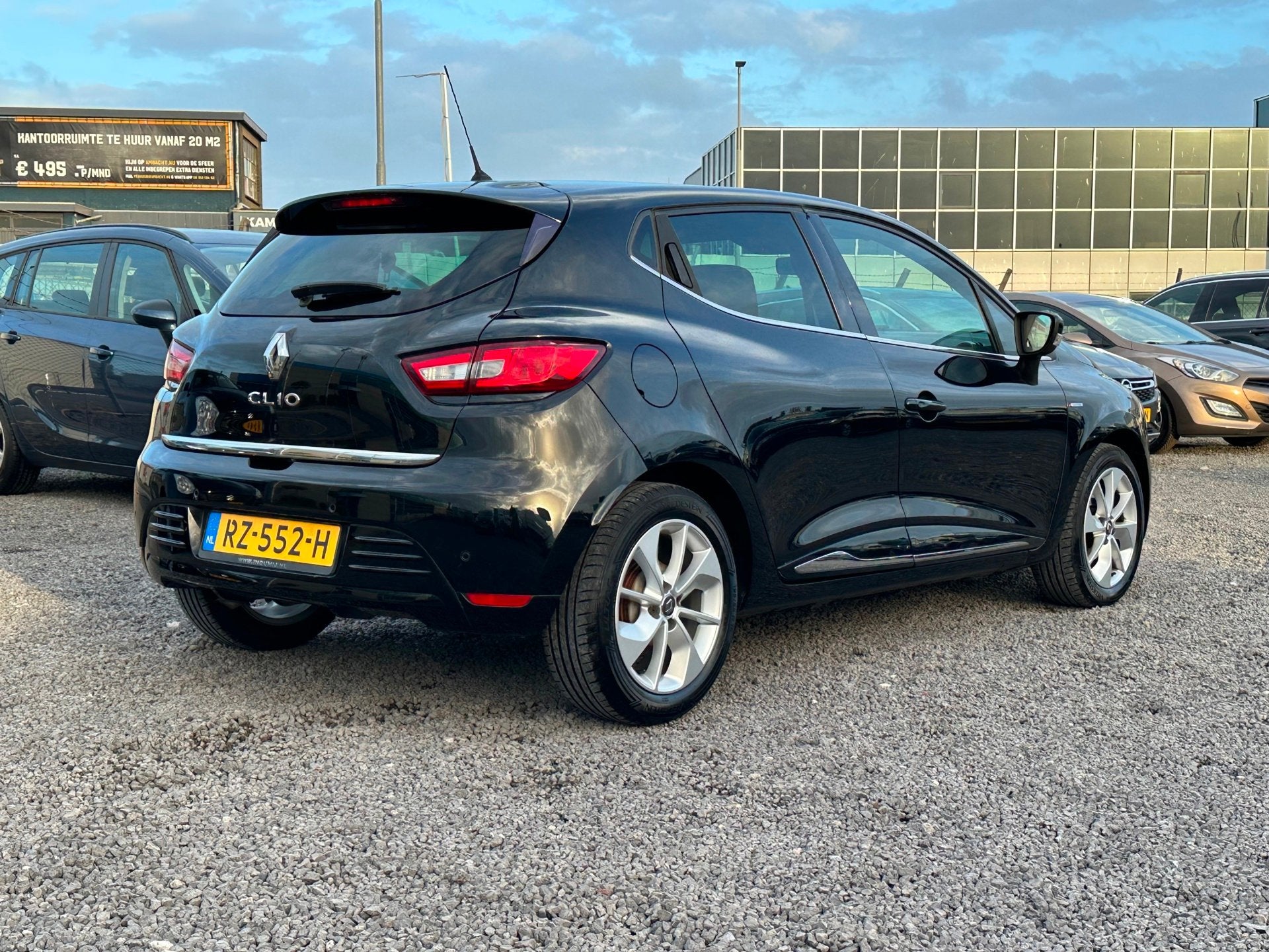 Renault Clio 0.9 TCe Limited/NAVI, Auto's, Voorwielaandrijving, 898 cc, Stof, Gebruikt