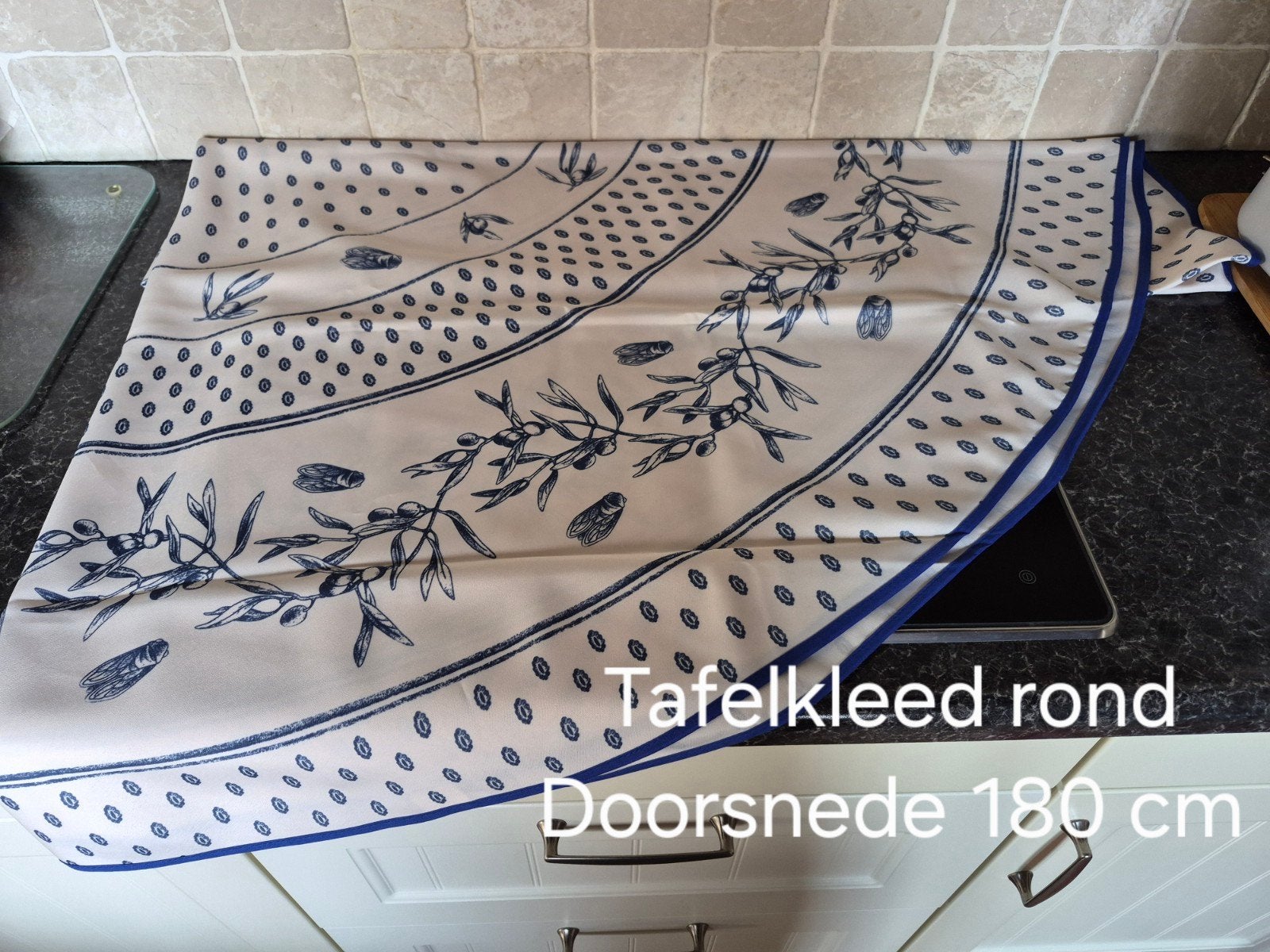 Tafelkleed rond 180 cm olijven (nieuw), Huis en Inrichting, Tafelkleden, 180 cm, Nieuw, Ophalen of Verzenden, 180 cm