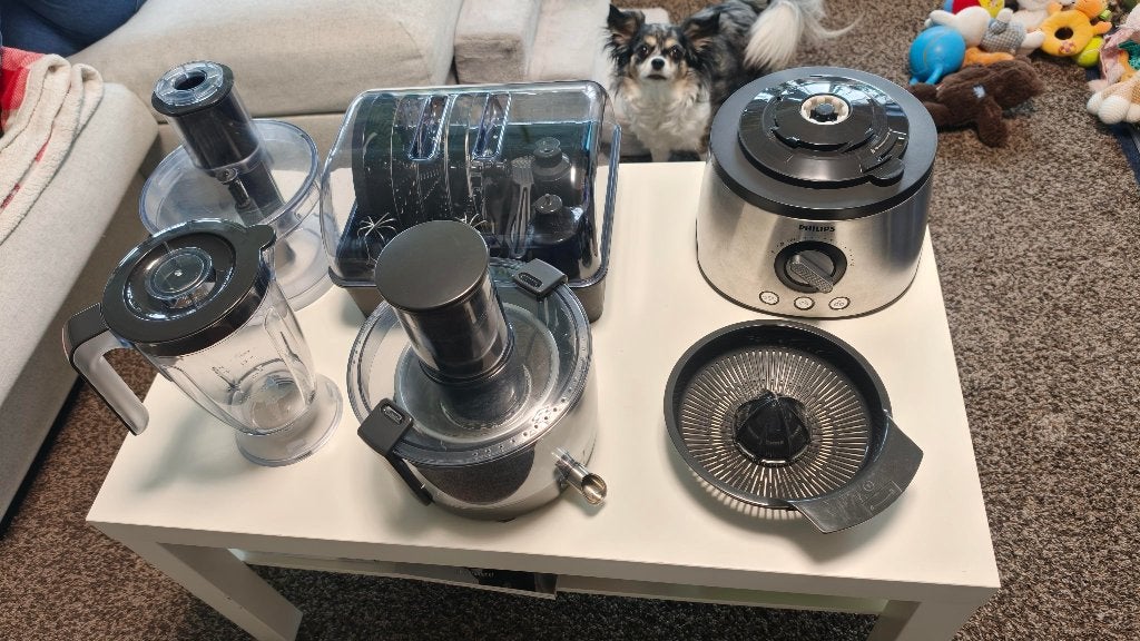 Philips keukenmachine HR7783 met alle toebehoren., Ophalen, Zo goed als nieuw, Vaatwasserbestendig, 3 snelheden of meer