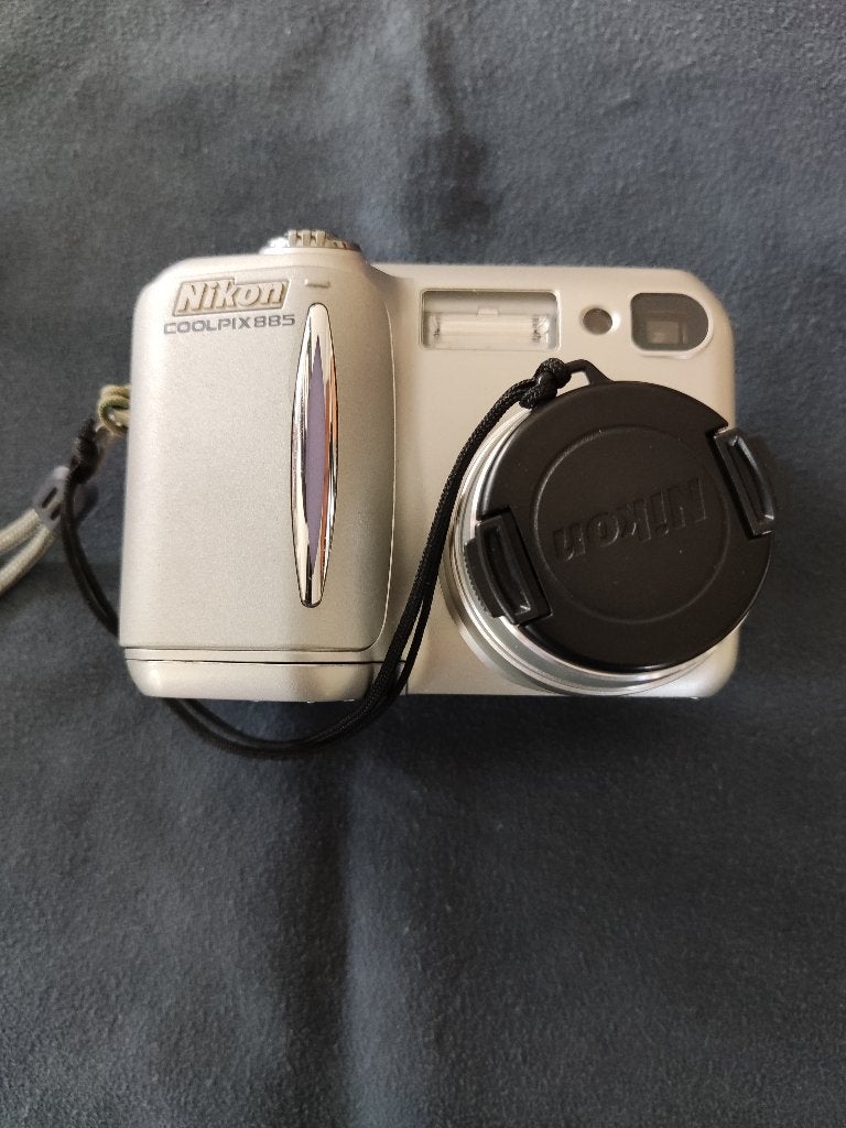 NIKON COOLPIX E885, Gebruikt, Ophalen of Verzenden, Compactcamera, Nikon