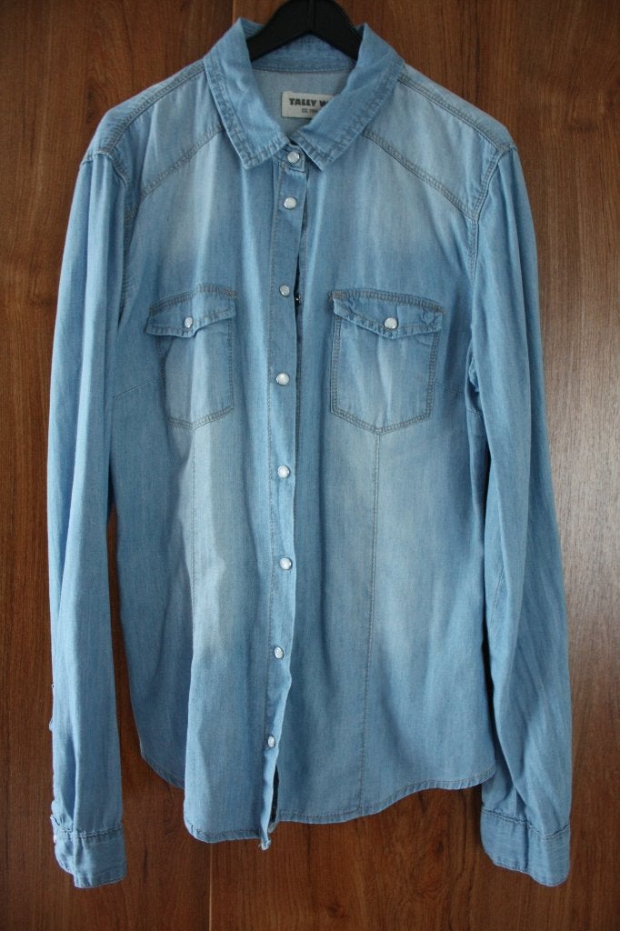 Lichtblauwe spijkerblouse maat XS, Tally Weijl, Blauw, Ophalen of Verzenden, Zo goed als nieuw