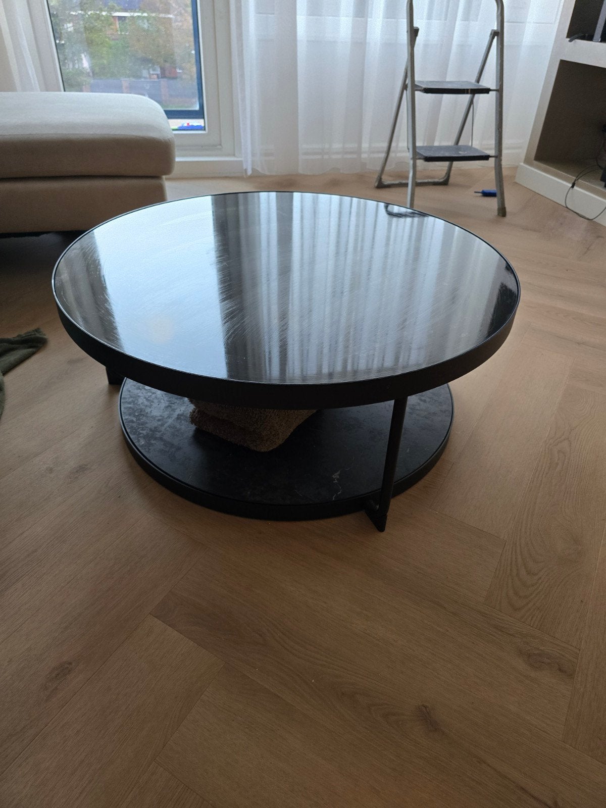 IKEA FRÖTORP Salontafel - Antraciet marmerpatroon/zwart glas, Ophalen, 50 tot 100 cm, Rond, 50 tot 100 cm