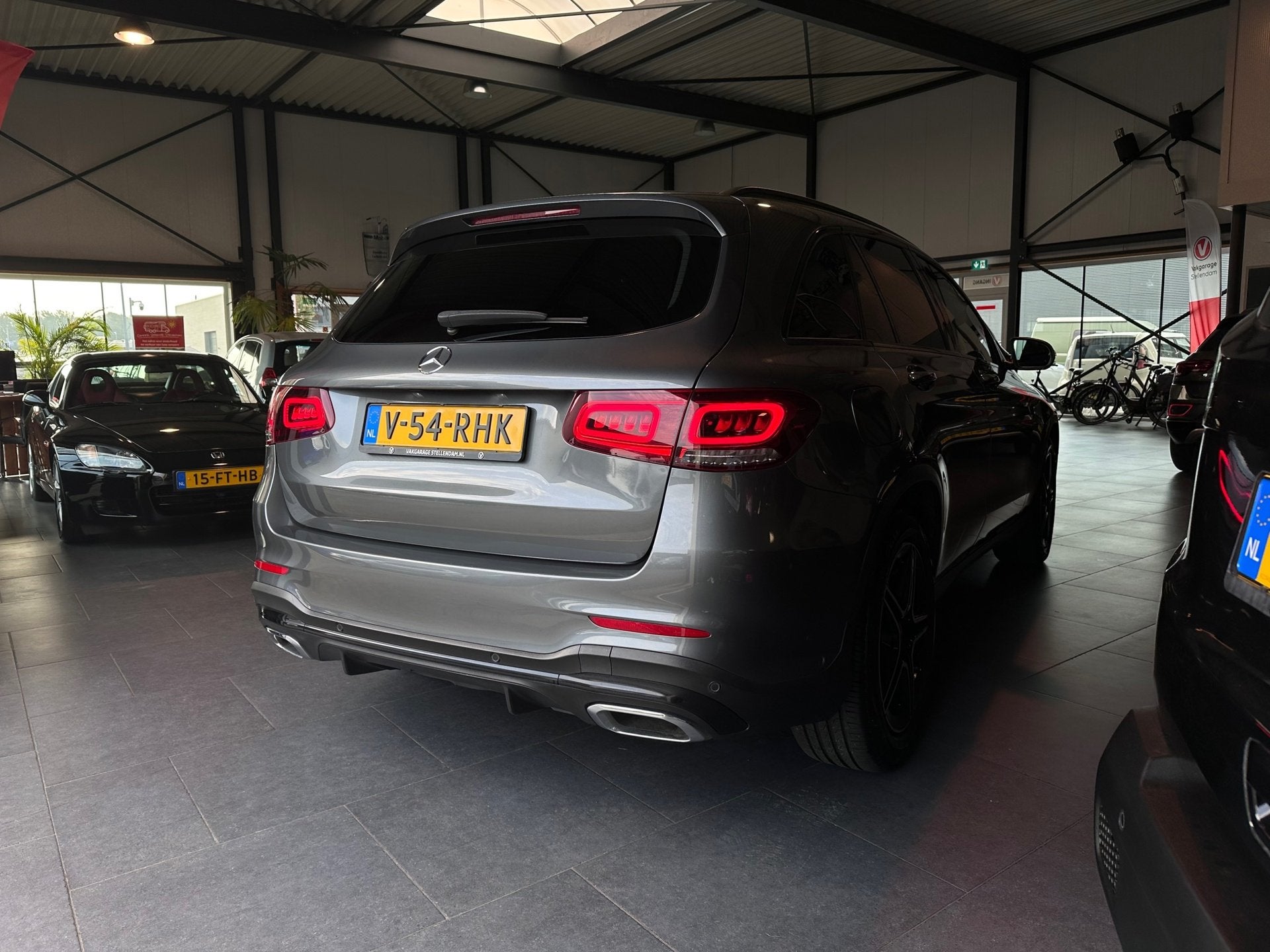 Mercedes-Benz GLC-klasse 400d 4MATIC Grijs Kenteken|Rijklaar, Auto's, Dealer onderhouden, Gebruikt, Zwart, 2925 cc